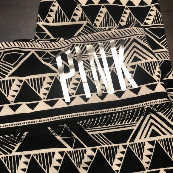 Pink Victoria Secret yoga pants.  Size m. Inseam27 - Picture 2 of 5